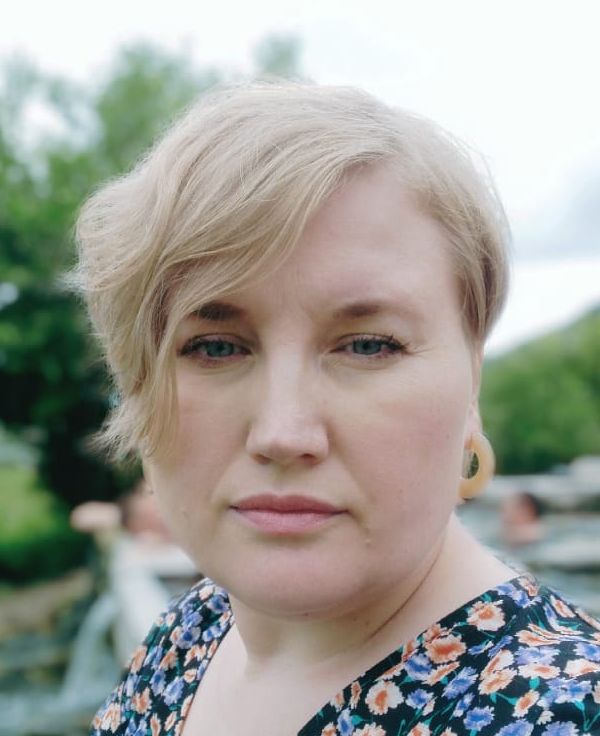 Татьяна Хамина, художник, арт-терапевт, педагог, ведущая мастер-классов по рисованию с 2014 года.